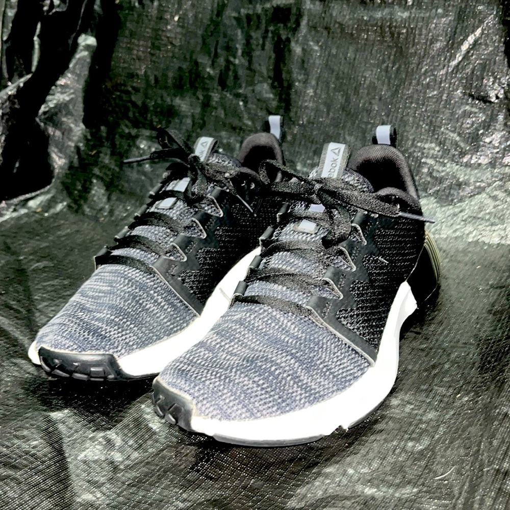 Reebok Black Sneaker